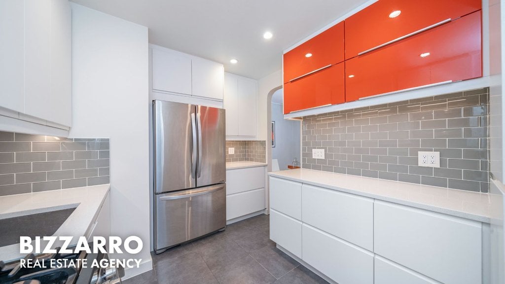 30 Bogardus Place, Unit 1F