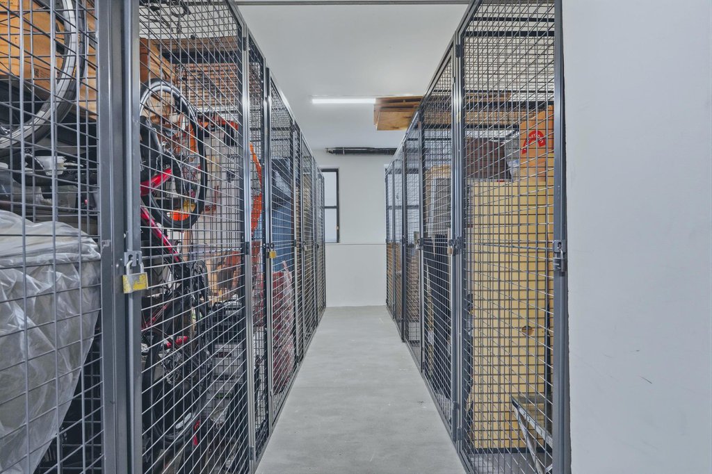 649 Second Avenue, Unit 2H photo 9