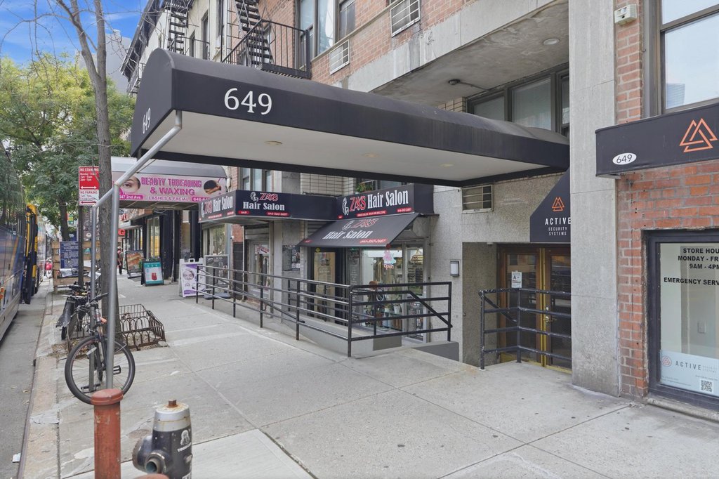 649 Second Avenue, Unit 2H photo 11