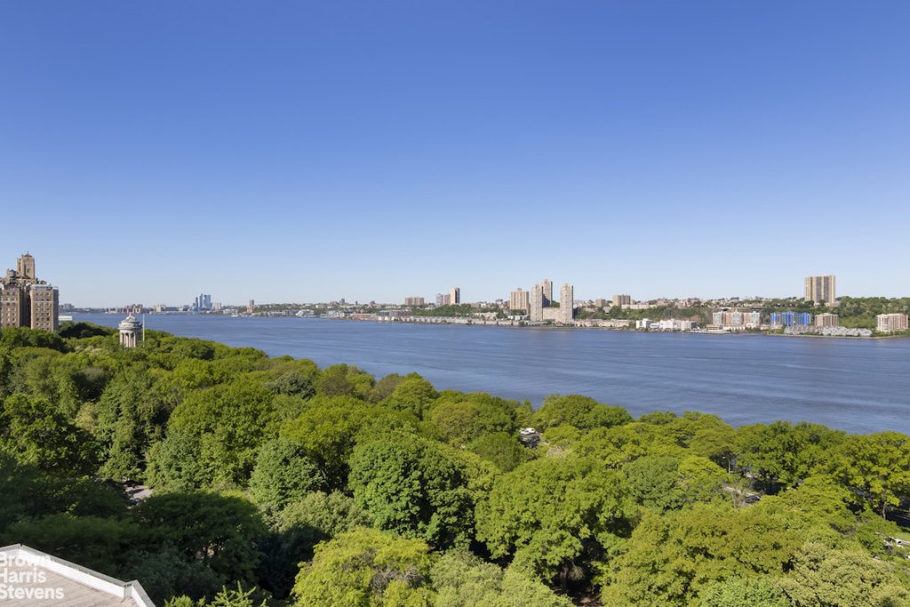 222 Riverside Drive, Unit PH1/C photo 3