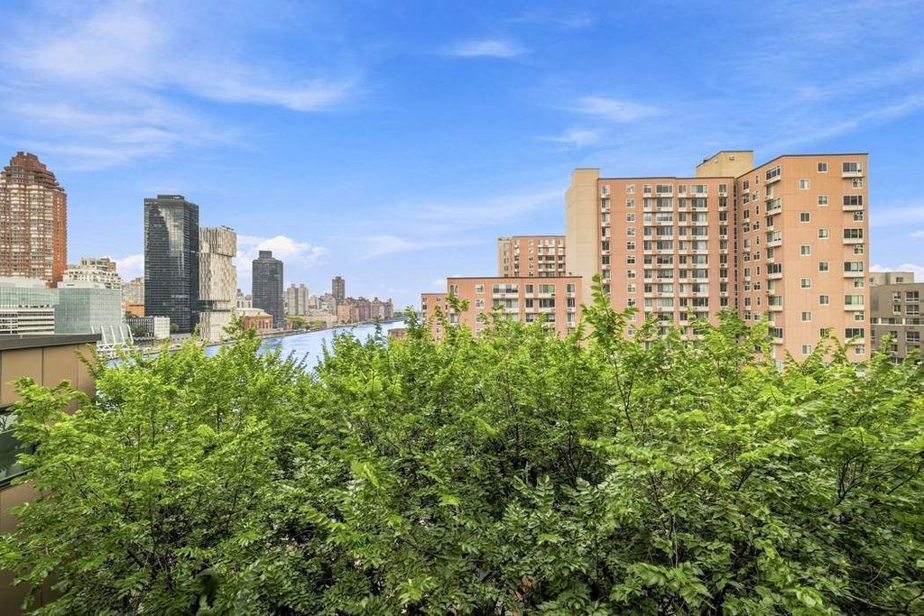 531 Main Street, Unit 1025 photo 2