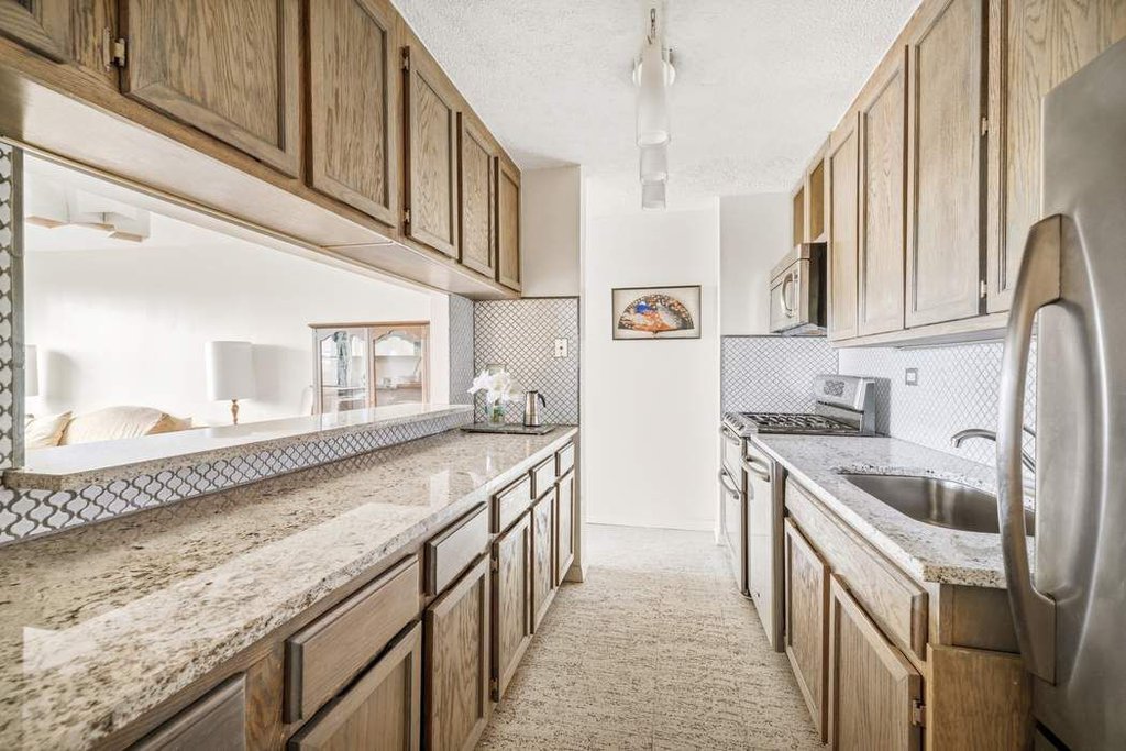 531 Main Street, Unit 1025 photo 4