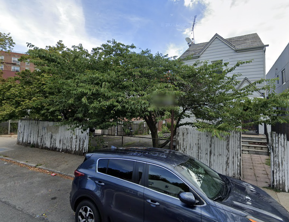 66-23 Selfridge Street – For Sale