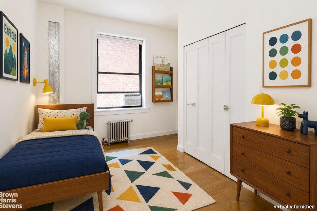 710 Riverside Drive, Unit 5A photo 6