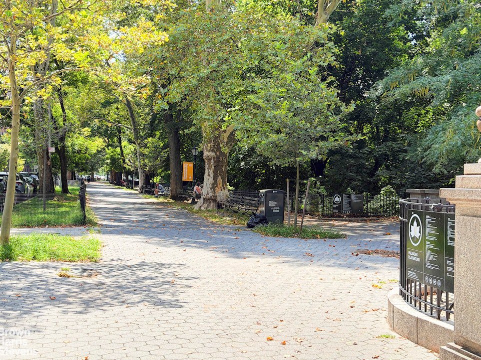 710 Riverside Drive, Unit 5A photo 11