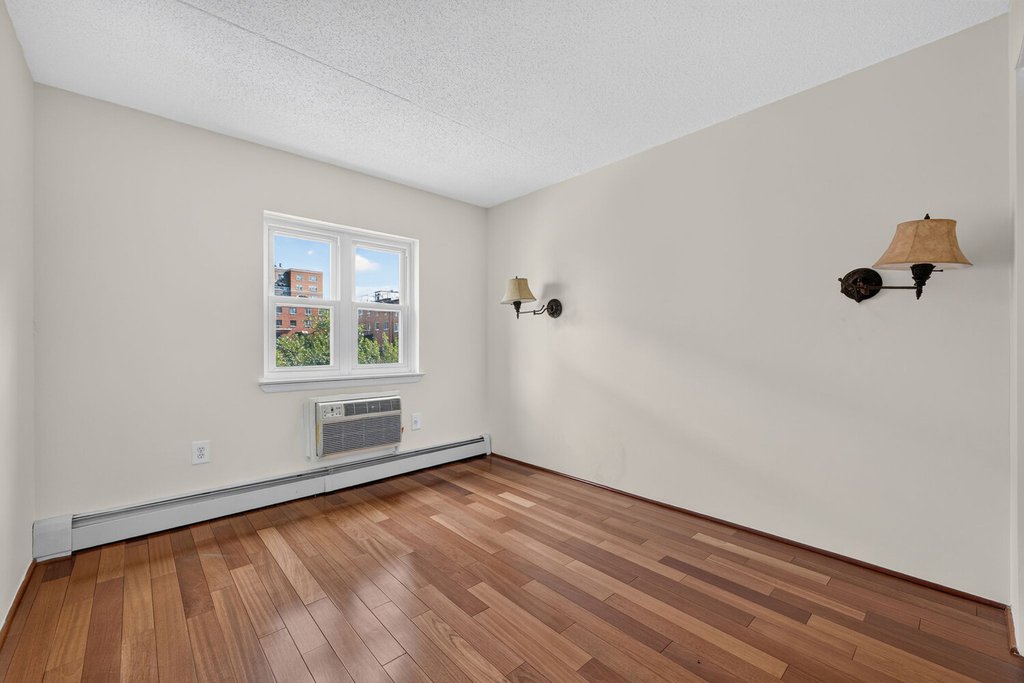 1451 Fifth Avenue, Unit 3FAM photo 9