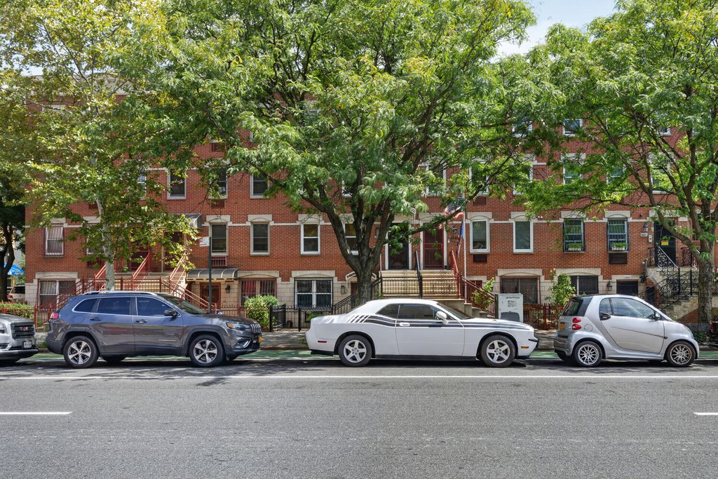 1451 Fifth Avenue, Unit 3FAM photo 38