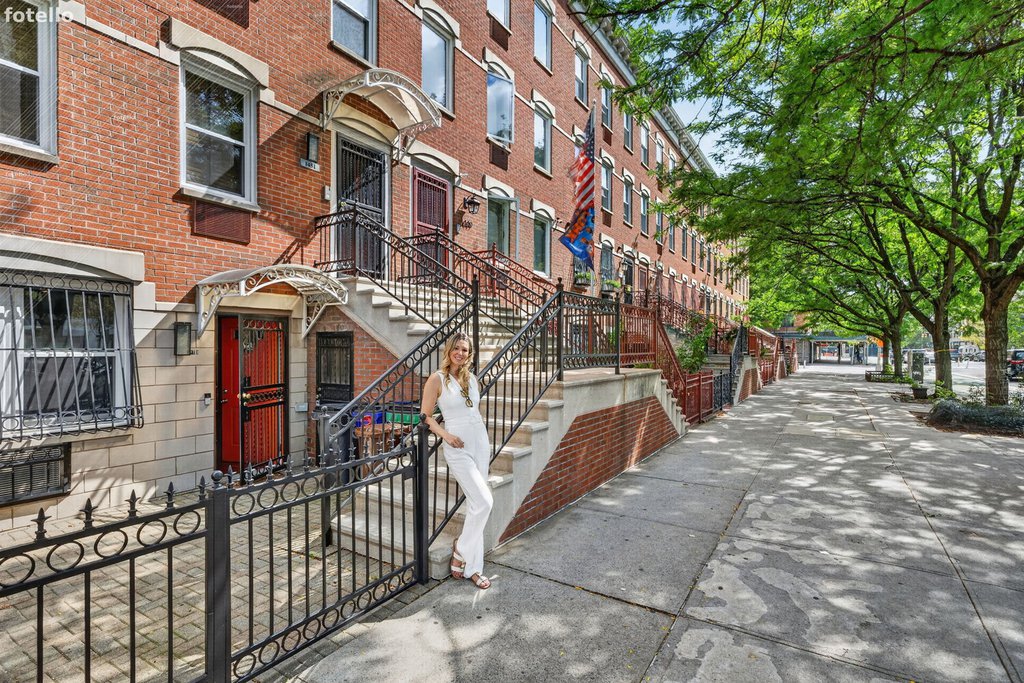 1451 Fifth Avenue, Unit 3FAM photo 39