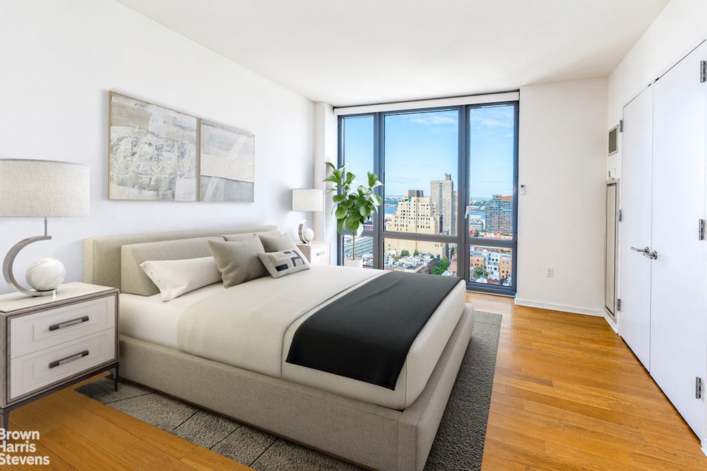 310 West 52nd Street, Unit 24H photo 4