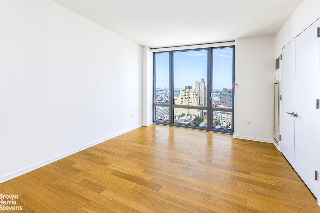 310 West 52nd Street, Unit 24H photo 12