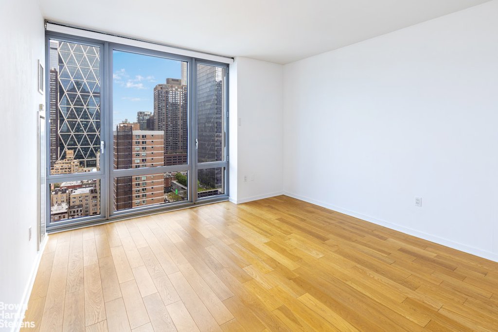 310 West 52nd Street, Unit 24H photo 13