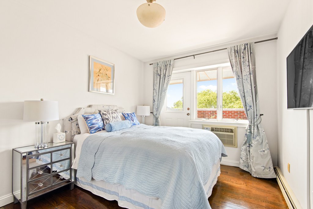 1138 Ocean Avenue, Unit 8G photo 6