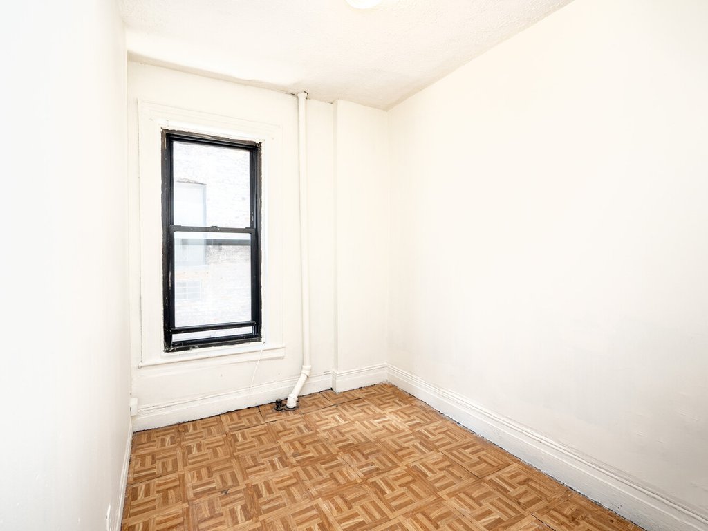 334 East 65th Street, Unit 21 photo 5