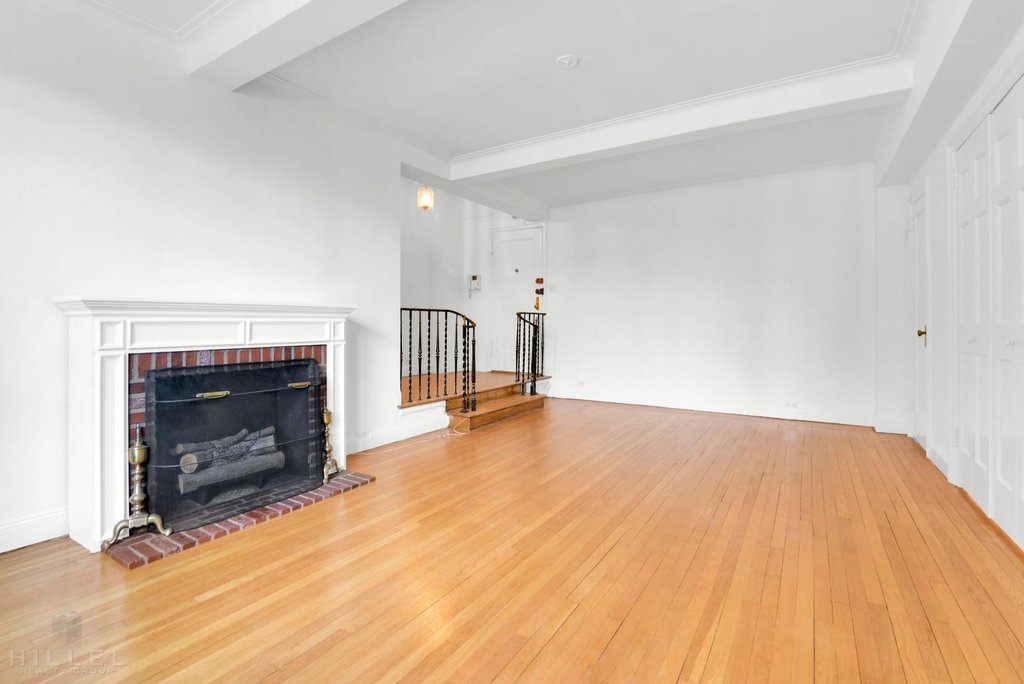 20 Continental Avenue, Unit 4A photo 5
