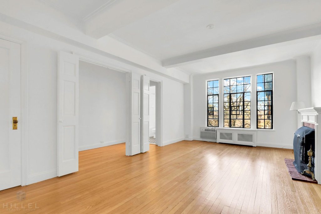 20 Continental Avenue, Unit 4A photo 6