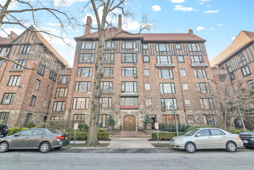 20 Continental Avenue, Unit 4A photo 15