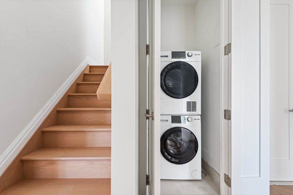 222 16th Street, Unit 5D photo 4