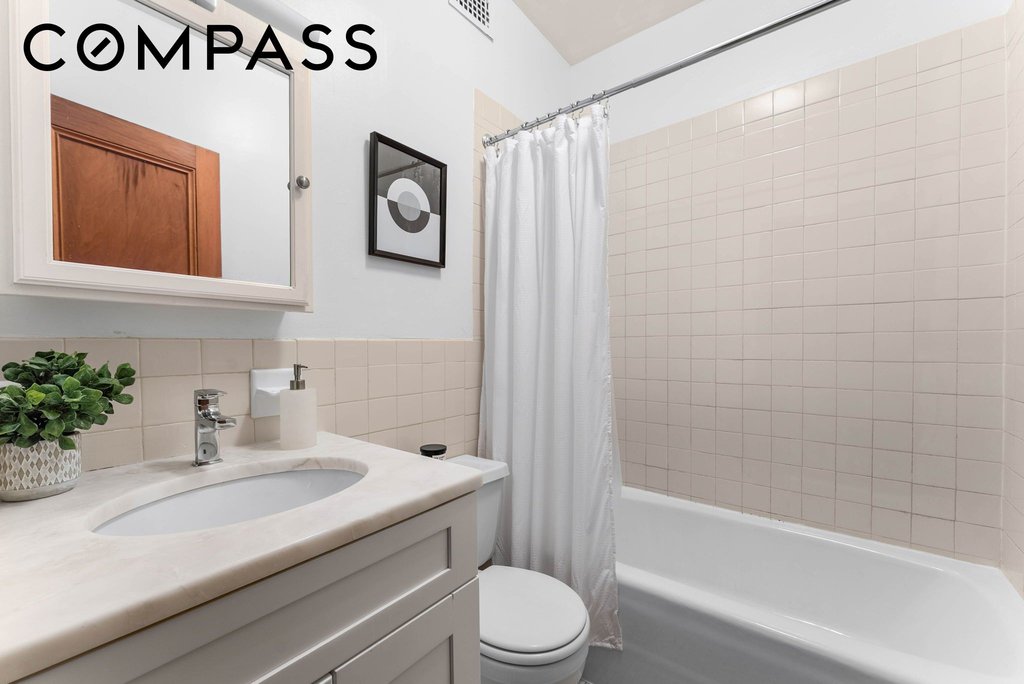 251 West 122nd Street – For Sale photo 8