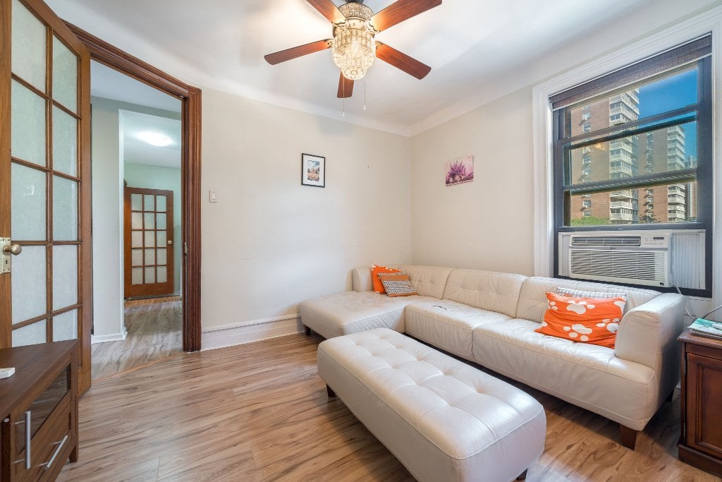 3115 Broadway, Unit Apt52/53