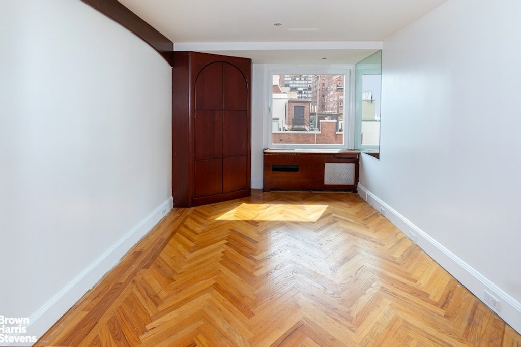 439 East 51st Street, Unit 7B photo 10