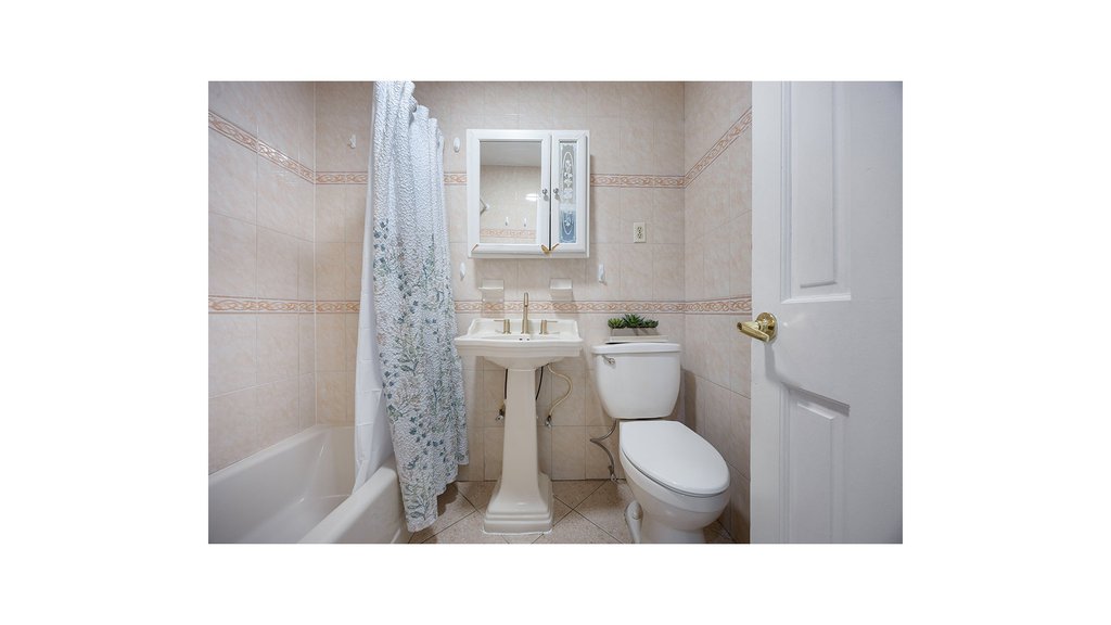 76-22 60th Lane – For Sale photo 7