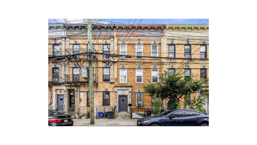 1156 Glenmore Avenue – For Sale photo 2