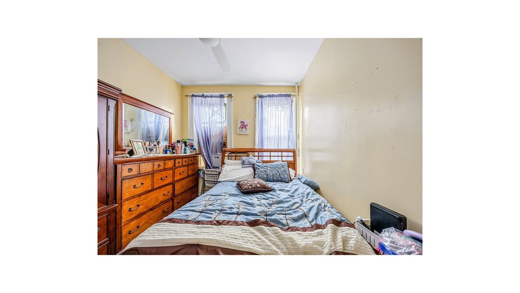 1156 Glenmore Avenue – For Sale photo 6