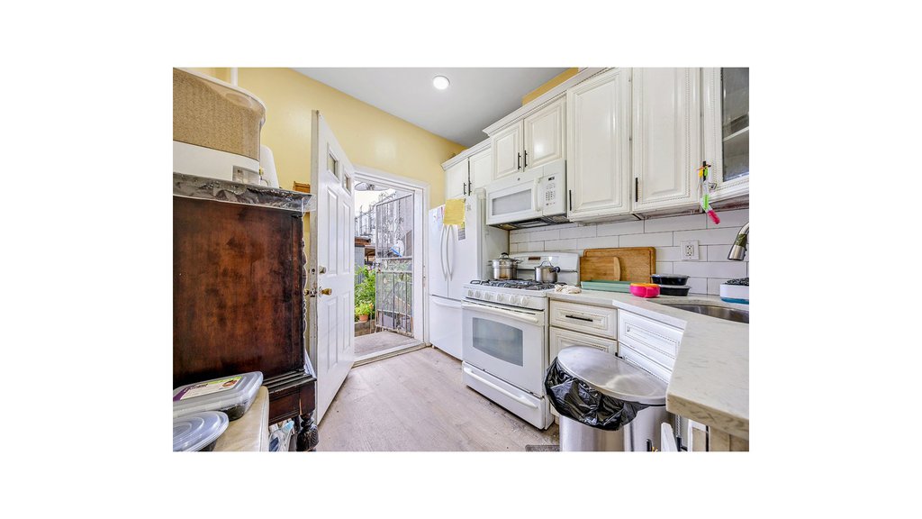 1156 Glenmore Avenue – For Sale photo 8
