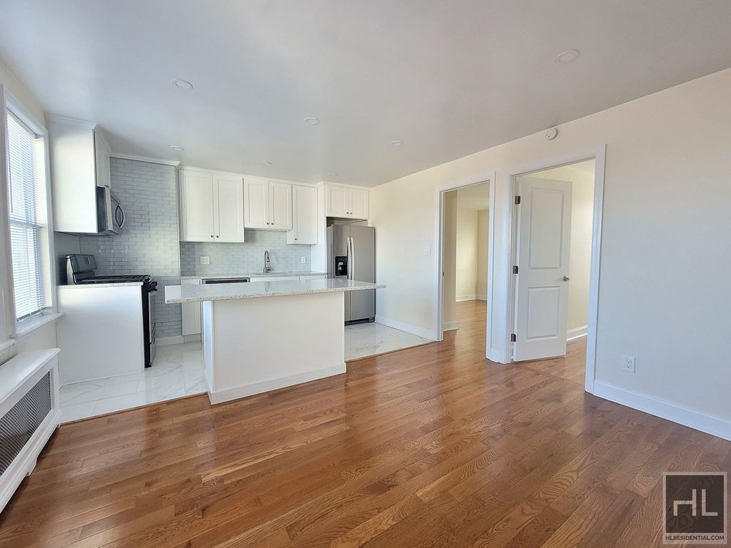 6921 Sixth Avenue, Unit 2 photo 6
