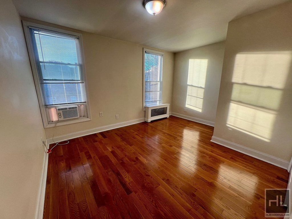 6921 Sixth Avenue, Unit 2 photo 8