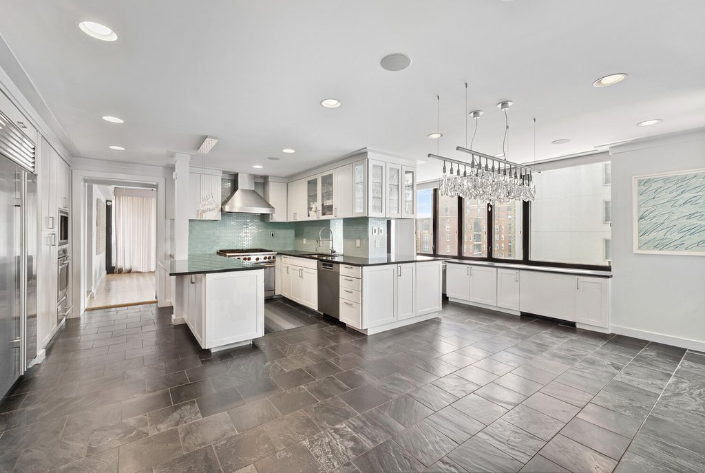 52 East End Avenue, Unit 10ABC photo 4