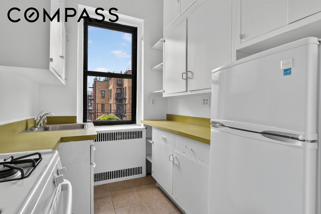 152 East 94th Street, Unit PHE photo 13