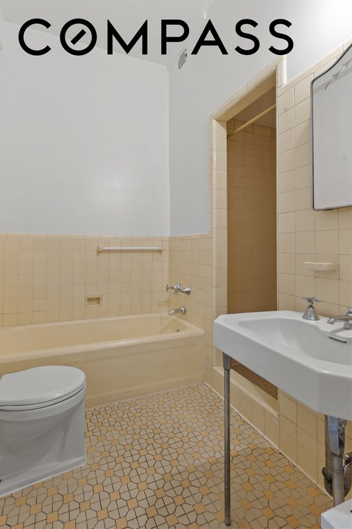 152 East 94th Street, Unit PHE photo 25