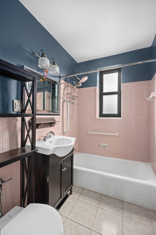 7423 Ridge Boulevard, Unit 6G photo 5