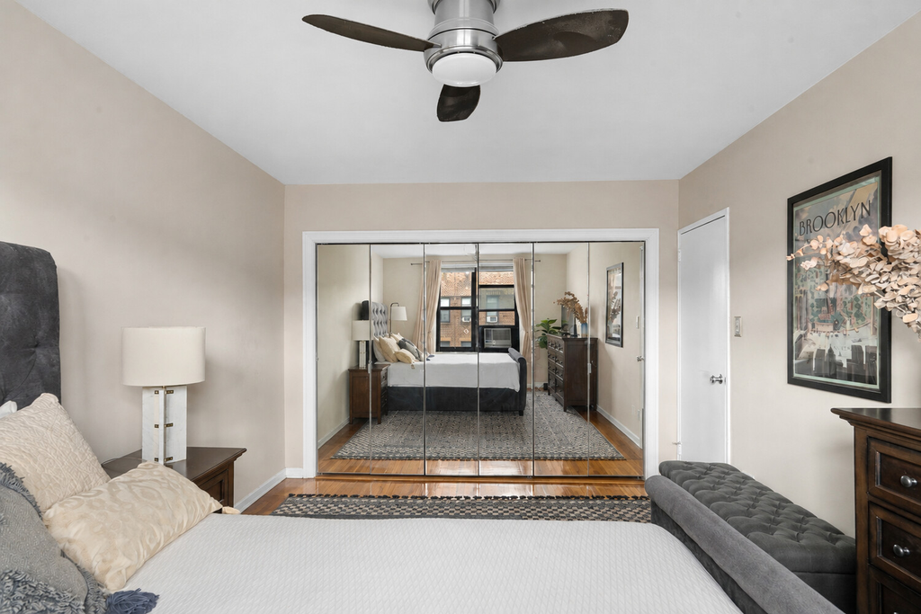 7423 Ridge Boulevard, Unit 6G photo 7