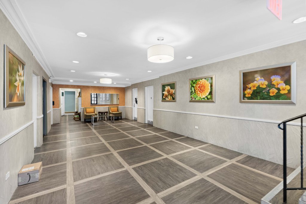 7423 Ridge Boulevard, Unit 6G photo 8