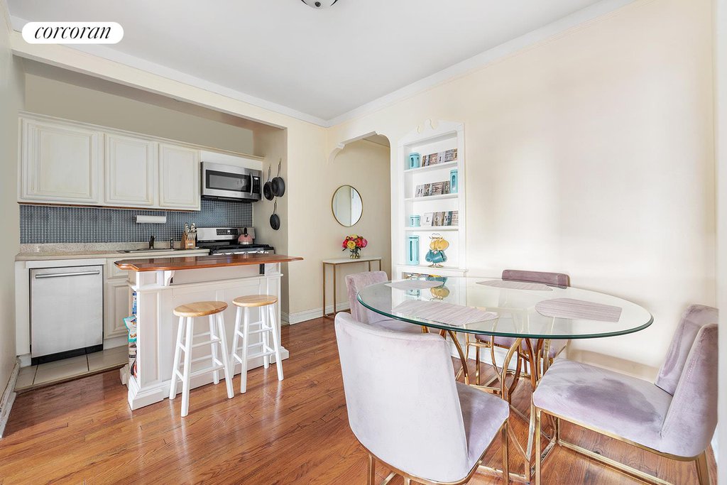 2835 Bedford Avenue, Unit 5H photo 2