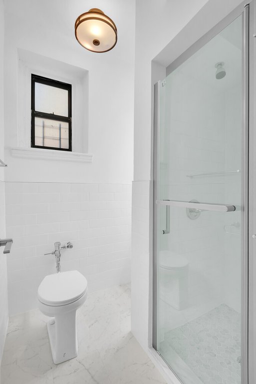 3000 Valentine Avenue, Unit LO2 photo 8