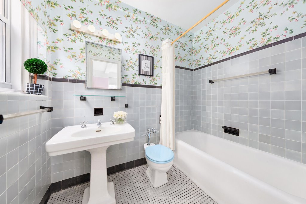 320 East 72nd Street, Unit 6A photo 12