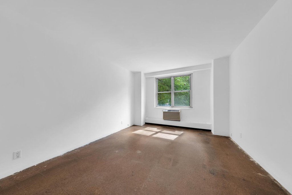 303 West 66th Street, Unit 2GE photo 9