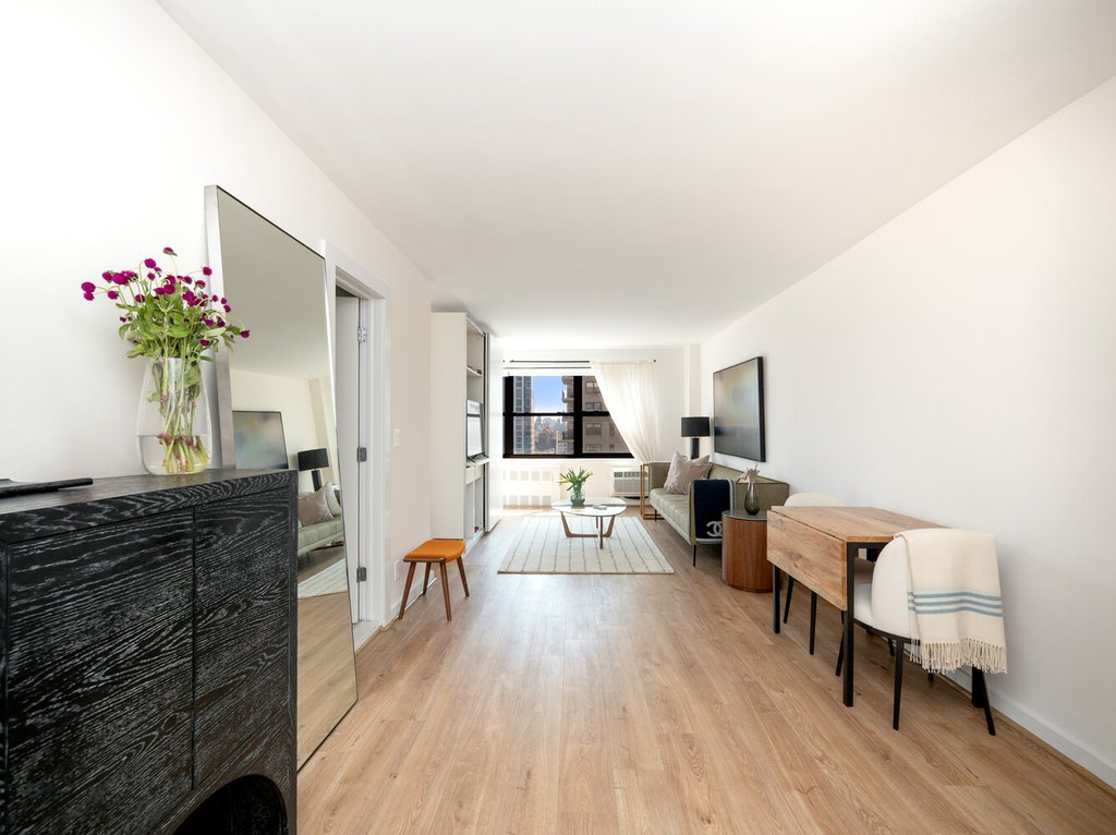 185 West End Avenue, Unit 26E photo 2