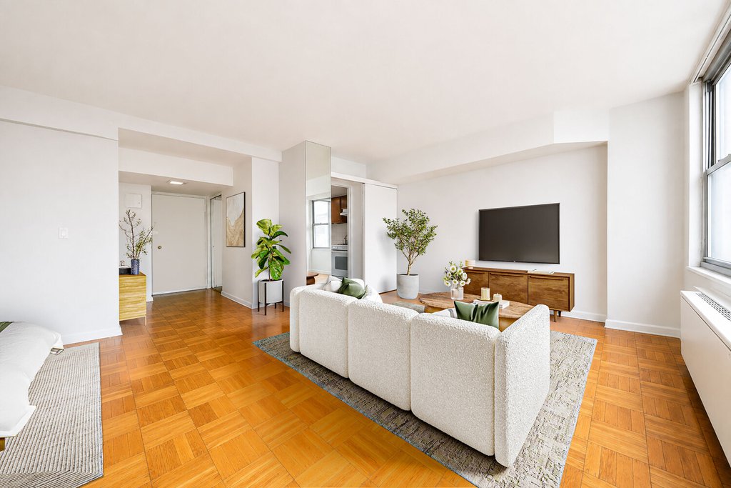 500 East 83rd Street, Unit 14M photo 2