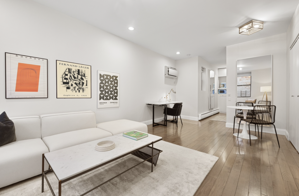 788 Ninth Avenue, Unit PH5C photo 2