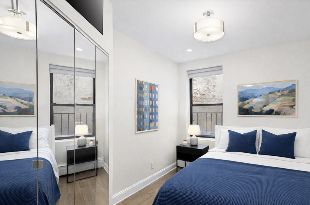 788 Ninth Avenue, Unit PH5C photo 4