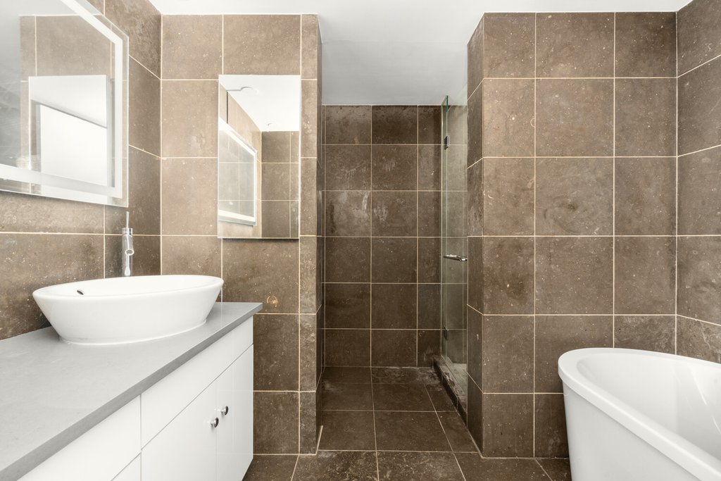 340 East 23rd Street, Unit 4L photo 6