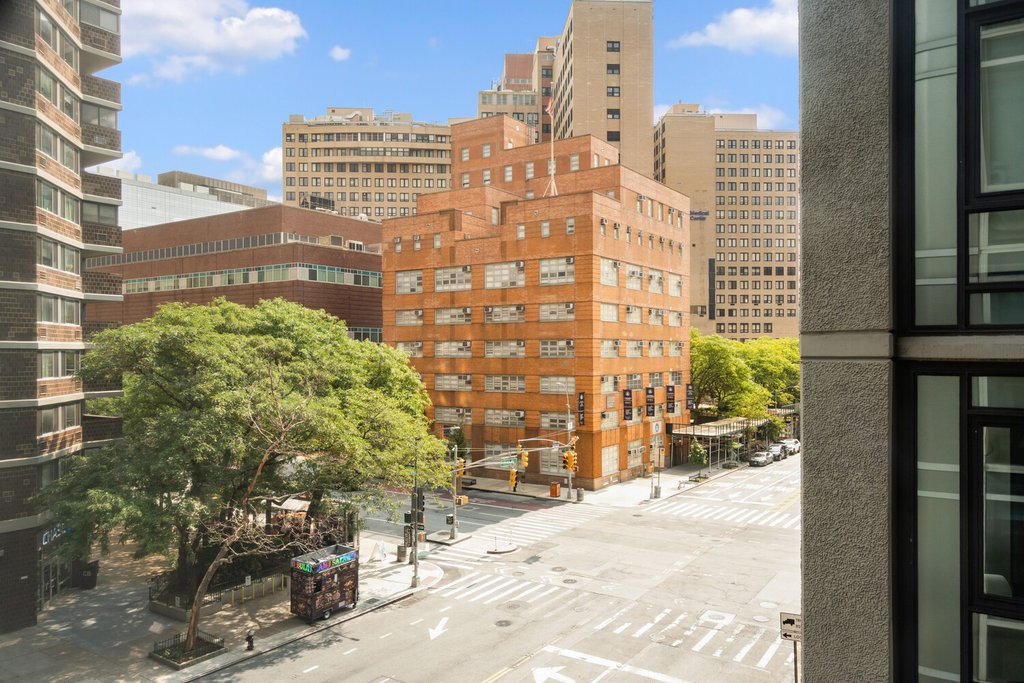 340 East 23rd Street, Unit 4L photo 11