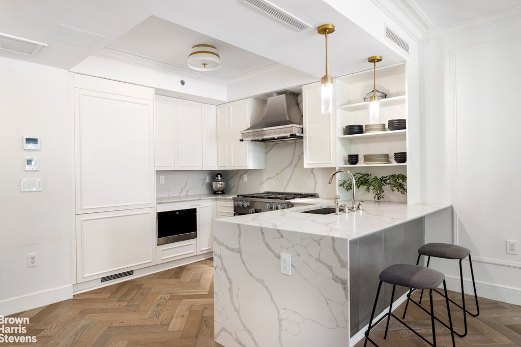 333 East 82nd Street, Unit 3A photo 7