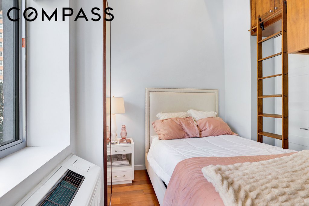 148 East 19th Street, Unit 3A photo 4