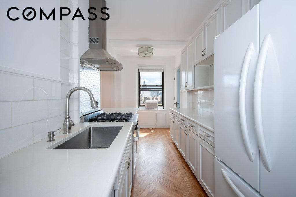 245 West 107th Street, Unit 8G photo 4