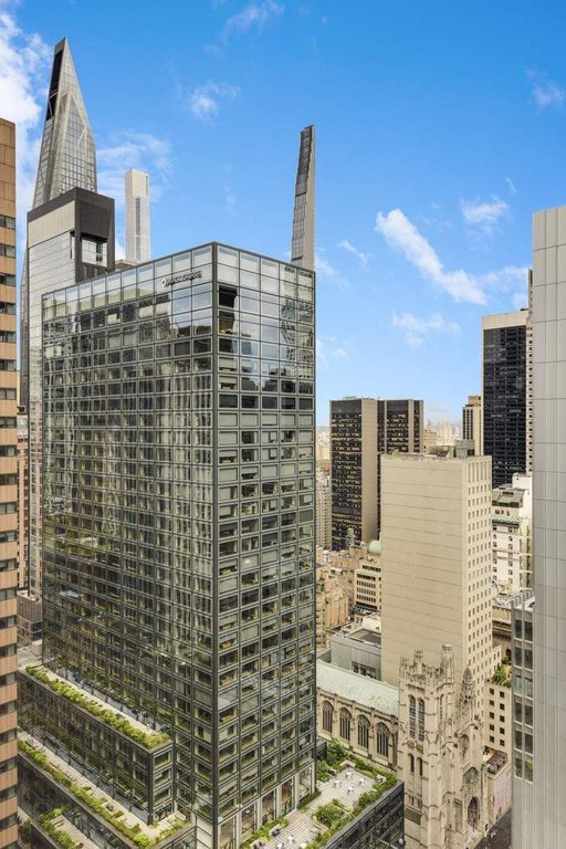 641 Fifth Avenue, Unit 29C photo 4